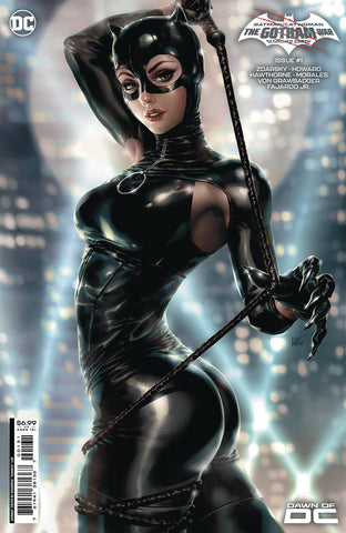Batman / Catwoman Gotham War: Scorched Earth #1 - Kendrick Lim foil virgin variant
